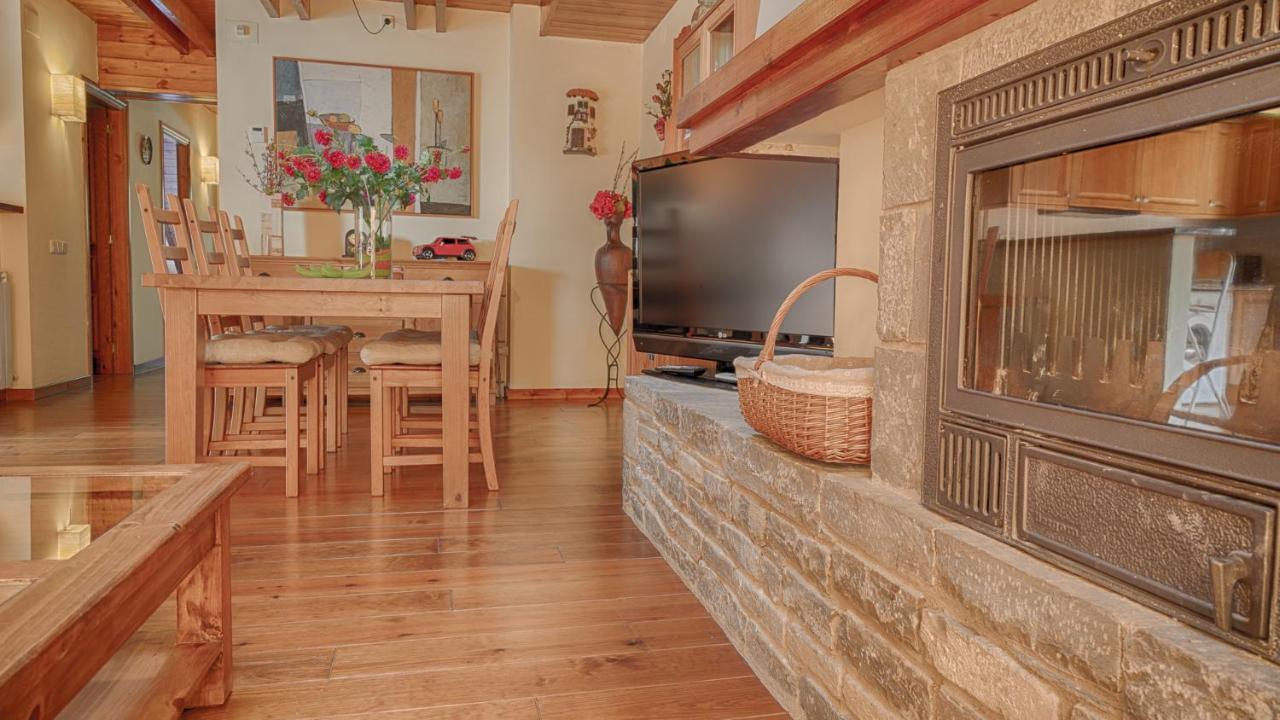Saplan Real Estate Era Lana Lägenhet Les Exteriör bild